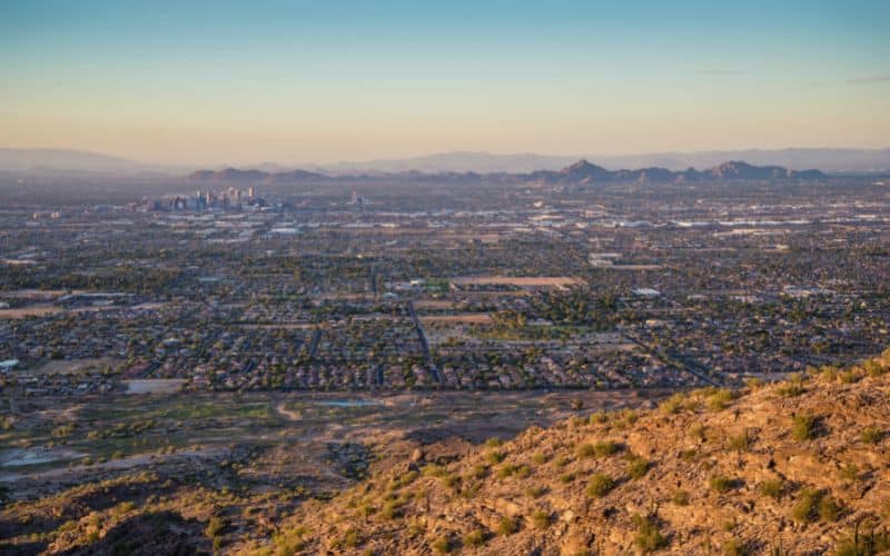 View of Phoenix and surroundings from Holbert trail