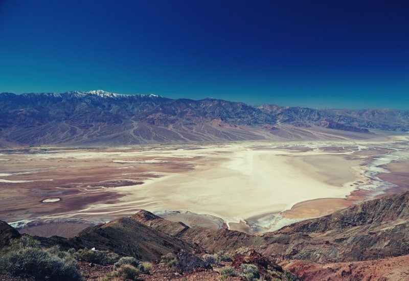best hikes in death valley national park - featimg